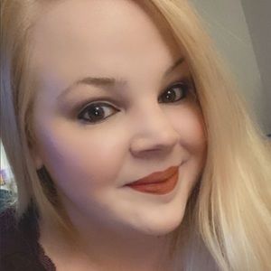 Meet your Posher, Amelia